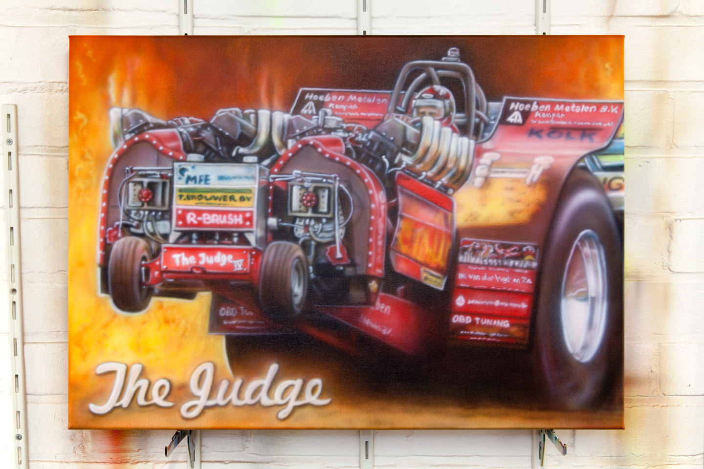 Tractor pulling airbrush schildering met vlammen op canvas