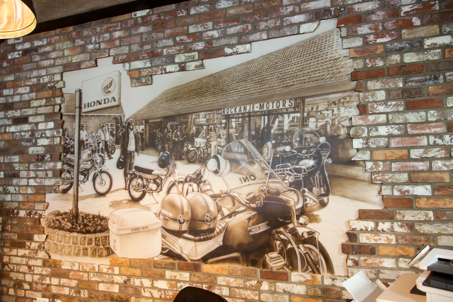 kantoor Motorport Rockanje muurschildering steenstrips