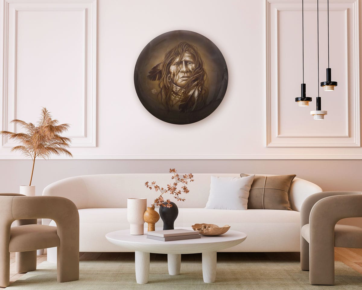 Mockup van airbrush ontwerp met indianen op wieldop